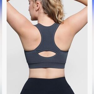 🆕 Gray Sports Bras, New without Tags